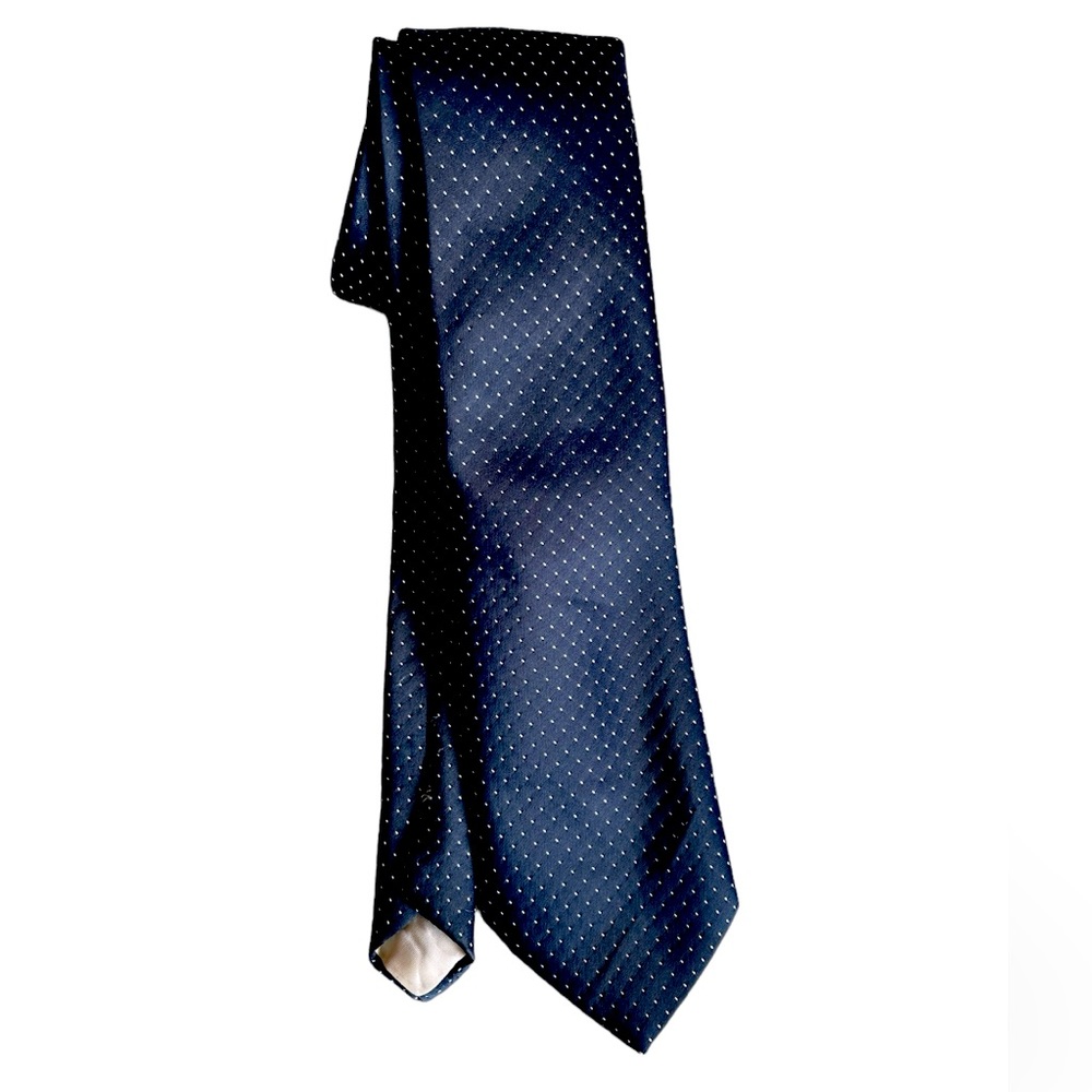 Men’s navy polkadot necktie
